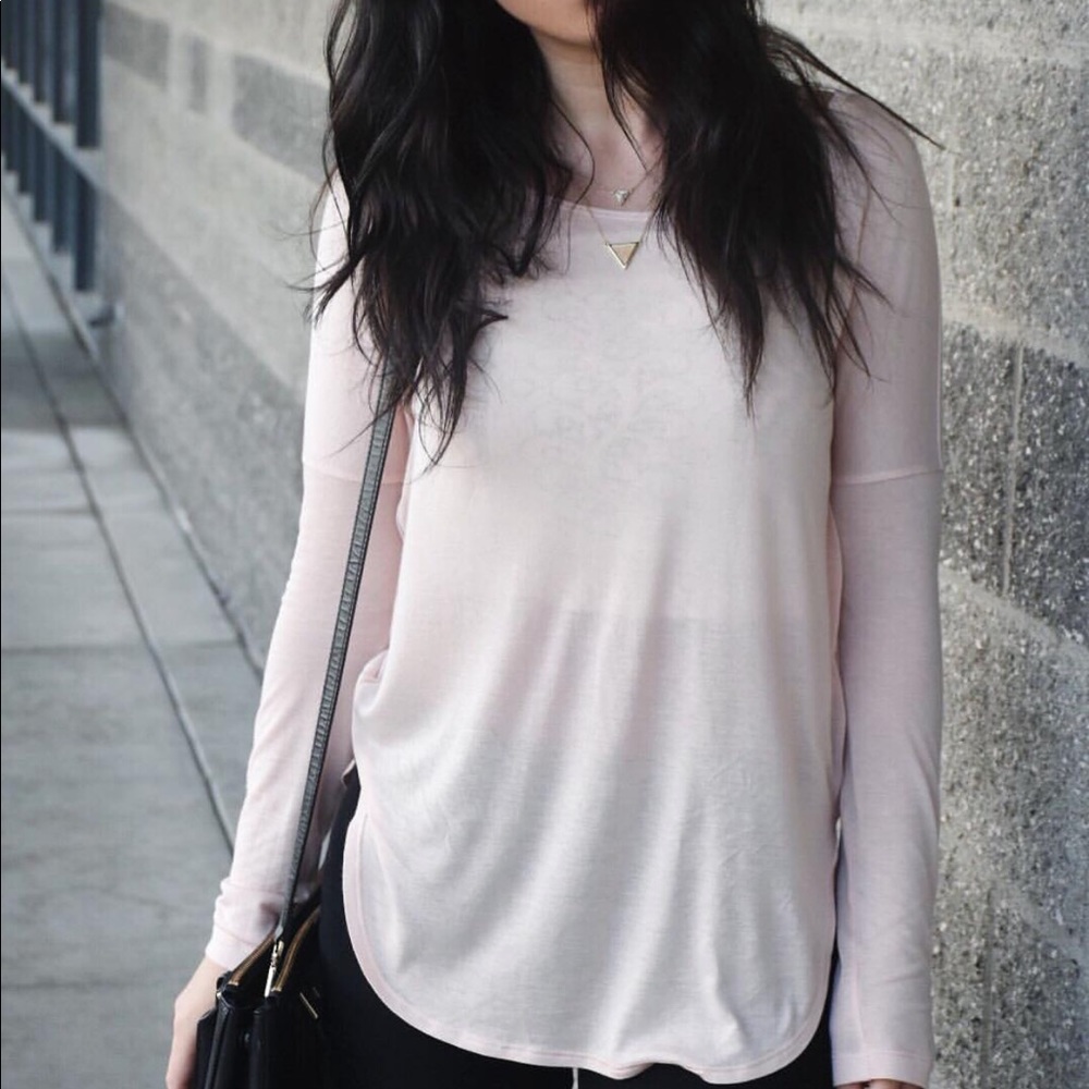 Banana Republic Curved Hem T Shirt